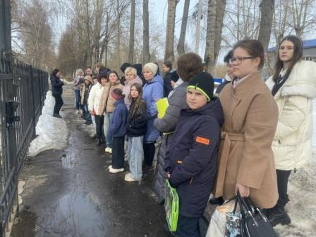 18 марта 2026 г. в школе проведена объектовая тренировка по теме: «Действия сотрудников и учащихся МБУДО «Радужненская ДШИ» при возникновении пожара»