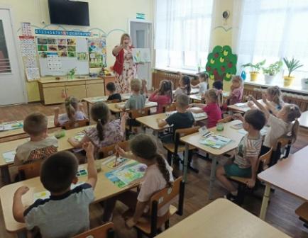 25 мая 2026 г. преподаватели художественного отделения школы провели мастер-классы для воспитанников Детского сада №10 «Радуга». 25 мая 2026 г. преподаватели художественного отделения школы провели мастер-классы для воспитанников Детского сада №10 «Радуга».